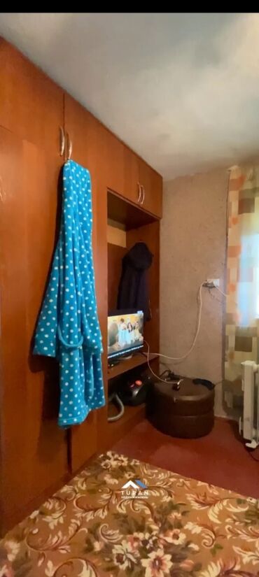 дом ала тоо жм: 55 кв. м, 3 бөлмө, Унаа токтотуучу жай, Забор, тосулган