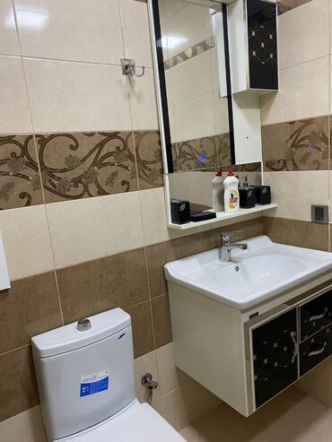 Uzunmüddətli kirayə mənzillər: Mənzil kirayə verilir. Euro temir olunub, butun ev uchun lazim olan — 16