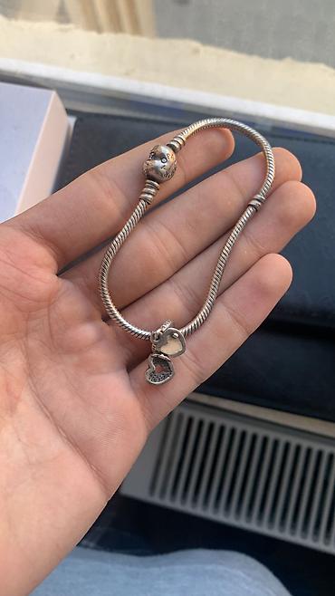Zərgərlik əşyaları: Dəstə daxildir: Bilərzik, Pandora, Gümüş, 925 Əyar, 16 g — 3