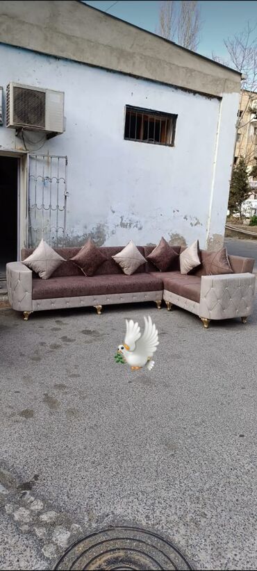 Dolablar: Künc divan, Yeni