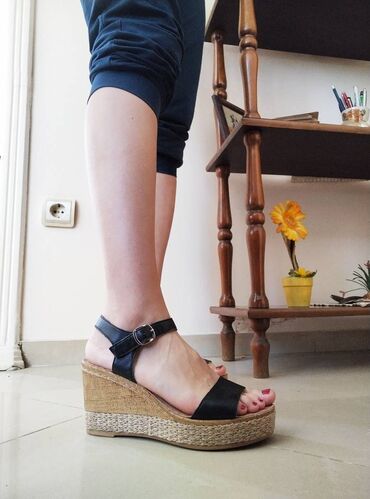 hermes kais: Sandals, 37