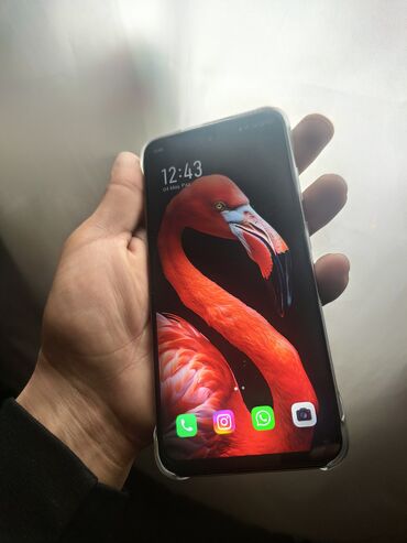 Infinix: Salam 1 həftə olar almışam təzə karopqada hərşeyi var