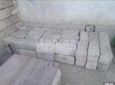 Digər tikinti materialları: Daşlar 0.30 q
Kamni 0.30 q