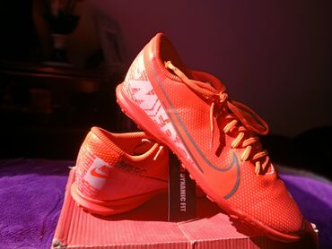 Ayaqqabılar: Nike Mercurial “Just Do It” futzal/mini-futbol kramponları - Rəng