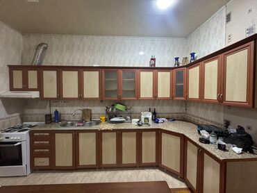 sumqayitda obyekt: Metbex mebeli satılır 400azn.ölçü uzun 4.10.
Saray qəs
Zəhra🌷0565h