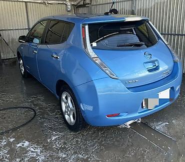 hyundai cetz: Nissan Leaf: 2011 г., Робот, Электромобиль, Лифтбек — 2