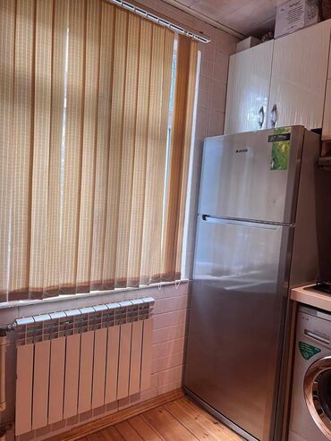 Uzunmüddətli kirayə mənzillər: 20 Yanvar metrosunun yanında,5 mərtəbənin,1-ci mərtəbəsində,2 — 12