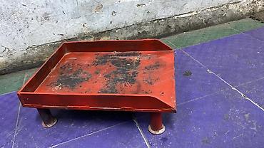 utu altligi: Peç altlıği Metaldan hazırlanmış alçaq sten/tray - Material: qalın — 1