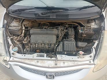 fit разбор: Honda Fit: 2005 г., 1.3 л, Автомат, Бензин, Хэтчбэк — 8