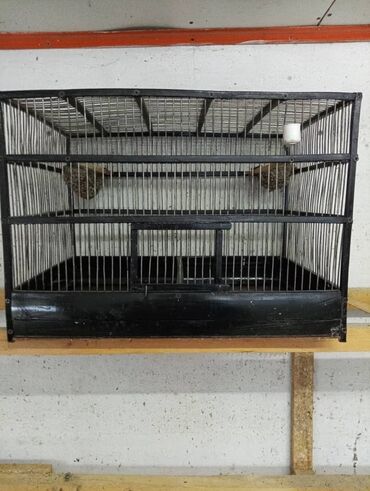 дом животные: Продам клетки для птиц ручной работы (пластмассовые). Ширина 40см