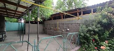 Продажа коттеджей и домов: Продам дом + 2 ком времянку район Турбазы. 3 спальни, зал, кухня — 5