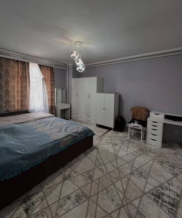 Долгосрочная аренда домов: Сдается частный дом особняк, в районе АК ТИЛЕКА, 8 комнат. Чистый — 4