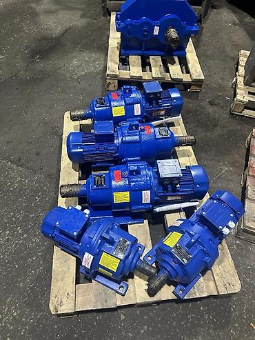 Редукторы, дифференциалы: Реализуем и изготавливаем редукторы и мотор-редукторы следующих типов — 8