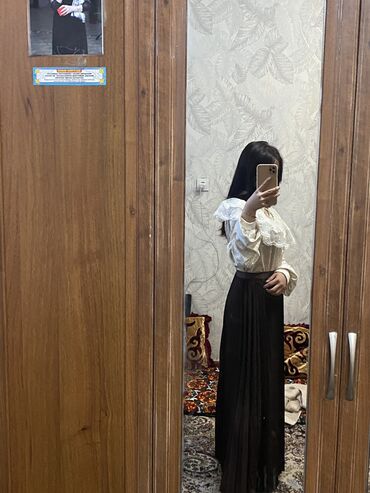 zara джинсы: Вечернее платье, С рукавами