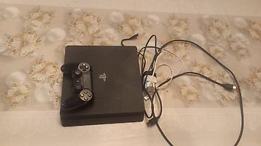 Ps4 1pult+ 1 xarab pult icinde iliyi bitene qeder oyunlar idiyal lalafo.az -da Ps4 1pult+ 1 xarab pult icinde iliyi bitene qeder oyunlar idiyal
