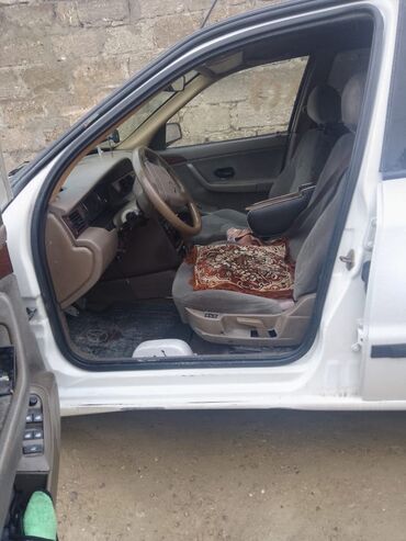 Iran Khodro: Iran Khodro Samand: 1.7 l | 2022 il 33 km Sedan — 9