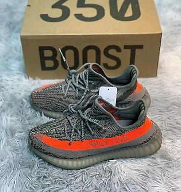 Patike: Yezzy
Cena: 4000din
Brojevi: 36-46
PS✨ — 8