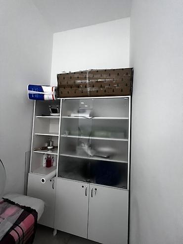 Оборудование для магазинов: Ağ rəngli modul vitrin/dolap - Material: laminat gövdə, metal — 3
