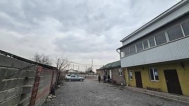 Продажа другой коммерческой недвижимости: Продаю 2 коммерческих объекта на соседних участках по трассе Бишкек- — 26