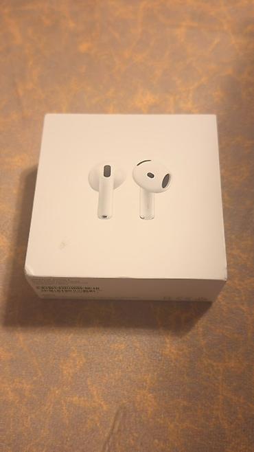 airpods i888: Apple AirPods 4 (USB‑C) — simsiz qulaqlıq və şarj futlyarı — 1