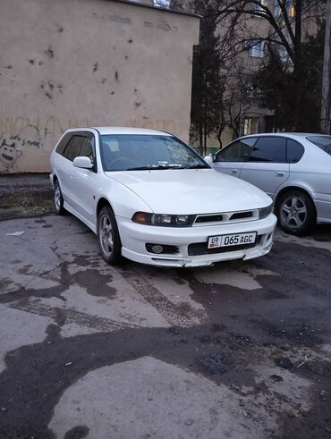 машина берилет: Mitsubishi Legnum: 1999 г., 2.5 л, Типтроник, Бензин, Универсал