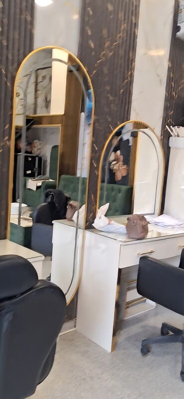 ищу работу в баку водителем: Sac makiyaj masas icareye verilir unvan nizami m/s yaxinligi icare lalafo.az -da ищу работу в баку водителем: Sac makiyaj masas icareye verilir unvan nizami m/s yaxinligi icare