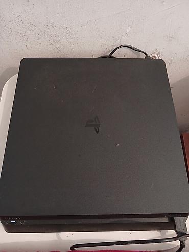 ps4 slim disk: Sony PlayStation 4 Slim oyun konsolu - Model: PS4 Slim (çevik, səssiz — 2