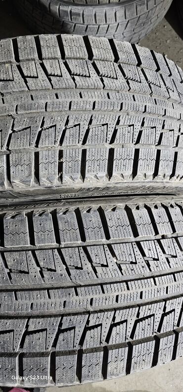 Шины: Шины 245 / 40 / R 19, Зима, Новый, Пара, Легковые, Япония, Bridgestone