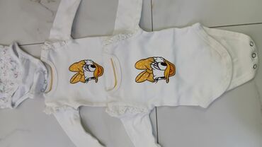 Paketi dečije odeće: Za devojčice, uzrast: Novorođenče — 8