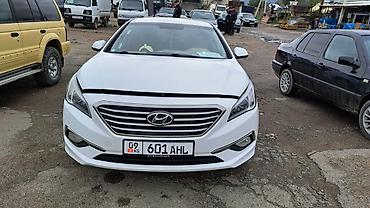 выбор номера о: Hyundai Sonata: 2018 г., 2 л, Автомат, Газ, Седан — 4