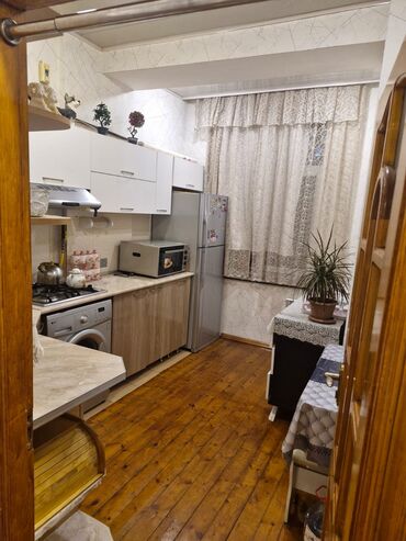 Qonaq otağı dəstləri: Divan, Kredit yoxdur — 10