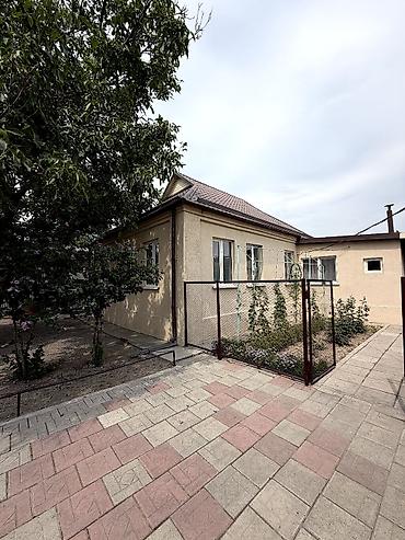 Продажа коттеджей и домов: 🏡 Продается уютный дом в Сокулуке! 📍 Характеристики: • Участок — 15 — 4