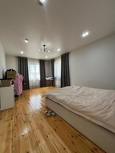 Продажа коттеджей и домов: Просторный дом с современным интерьером и качественной отделкой. - — 14