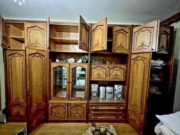 мебель для кафе бу: Гарнитур для зала, Б/у, Журнальный стол, Шкаф, Дерево