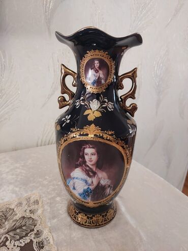 agdag direk suvaq: Одна ваза, Керамическая