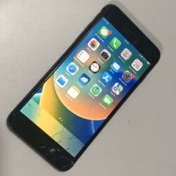 компьютеры айфон: IPhone 8 Plus, Б/у, 64 ГБ, Black Titanium, Чехол, 75 %