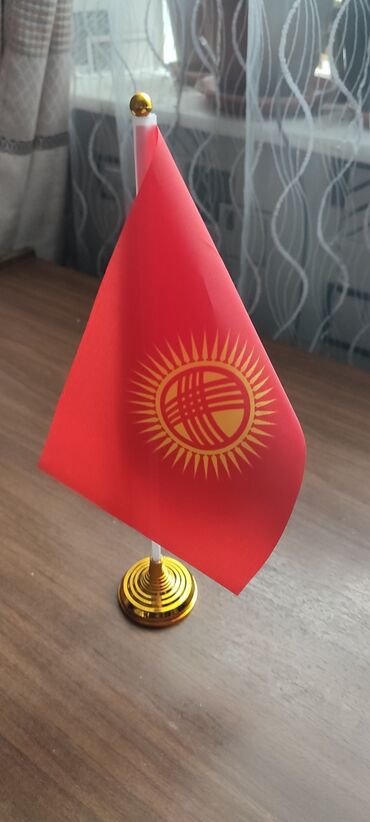 флаг кыргызстана купить: Настольный флаг КР. новый