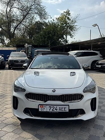 порш 911 турбо с: Kia Stinger: 2018 г., 2 л, Автомат, Бензин, Лифтбек — 2