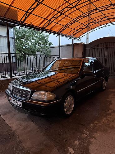 авто стенд: Mercedes-Benz C-Class: 1996 г., 2 л, Механика, Бензин, Седан — 1