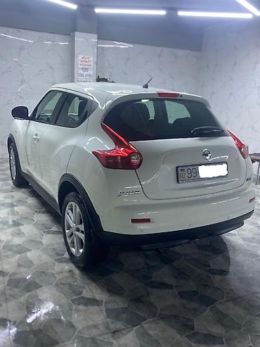 skoda minivan: Nissan Juke: 1.6 l | 2012 il Krossover — 3