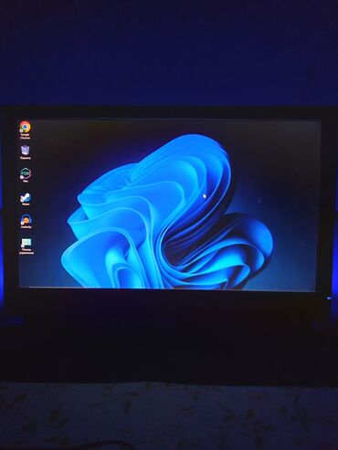 Masaüstü kompüterlər və iş stansiyaları: Təcili satılır ( CPU i5 650 RAM DDR3 12 GB YADDAŞ 500 GB VİDYO KART — 11