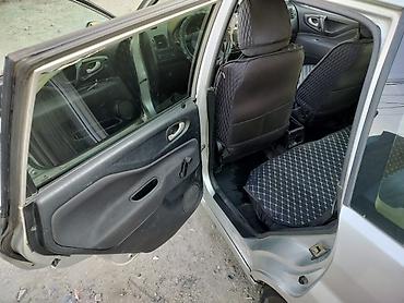 suzuki verde: Mitsubishi Space Star: 2004 г., 1.6 л, Автомат, Газ, Хэтчбэк — 8