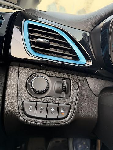 Chevrolet: Chevrolet Spark: 2019 г., Бензин — 13