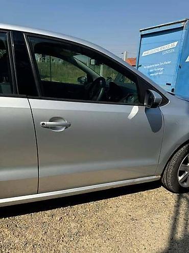auto pragovi: VRATA ZA VOLKSWAGEN POLO | Prednja desna vrata za Polo 6R Odlicno — 3