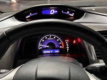 rd 1: Honda Civic: 2007 г., 1.8 л, Автомат, Бензин, Седан — 4