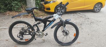 велосипеды карбоновые: Продаю Германский оригинальный велосипед Cross Wind, горно-городской