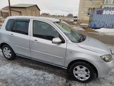 mazda 3: Mazda Demio: 2004 г., 1.3 л, Автомат, Бензин, Хэтчбэк