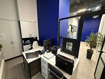 Аренда офисов: Аренда офисов, 166 м², В жилом комплексе, 1 линия, С отдельным входом, С системой безопасности — 8