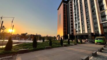 сниму квартиру в районе кудайберген: 1 комната, 45 м², Элитка, 13 этаж, Евроремонт