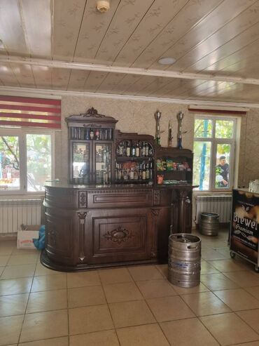 Restoran, kafelər: Yeni Günəşli V massivində yol kənarı,sahəsi 300kv/m olan,(10 sot — 15